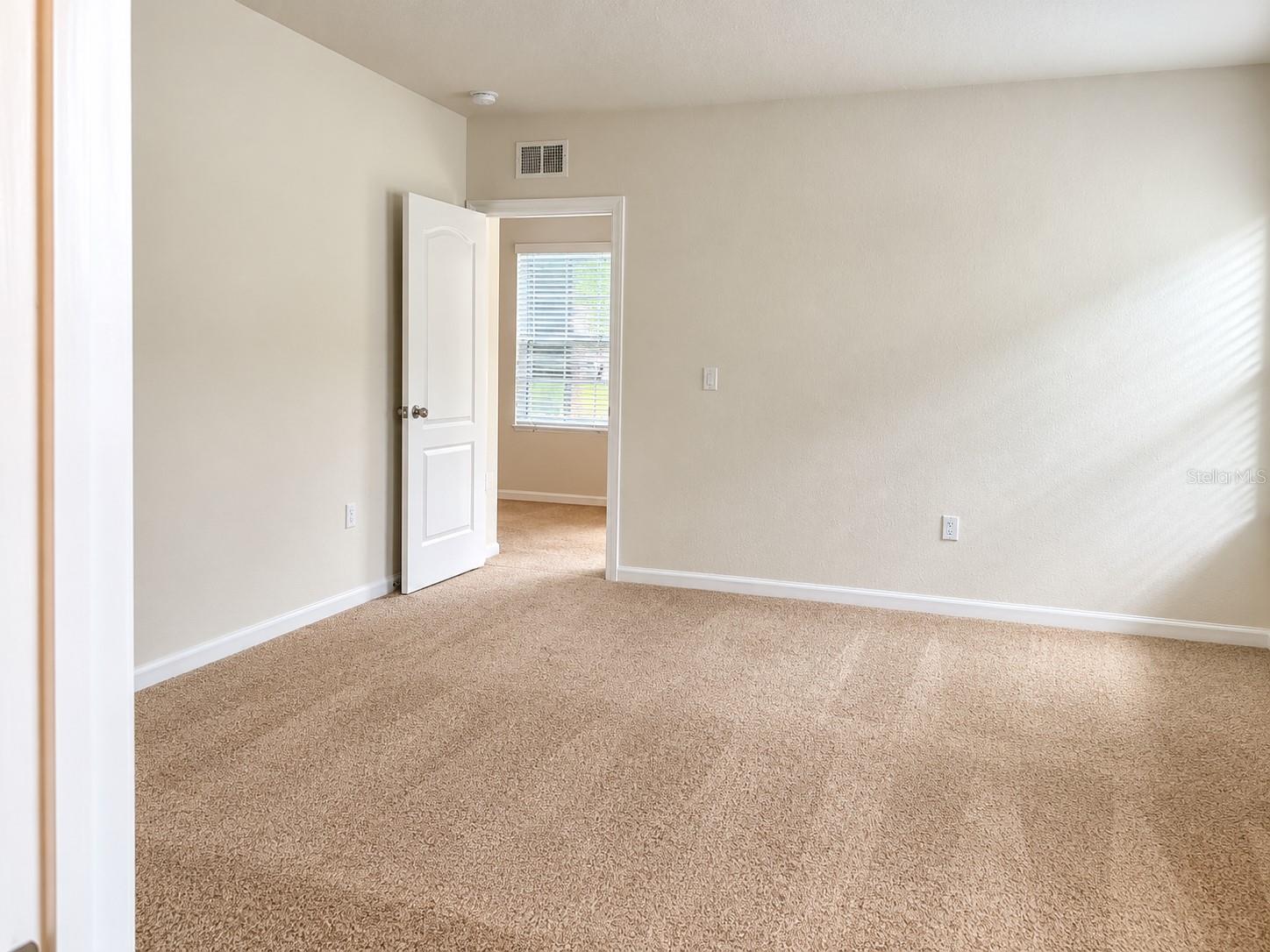 1440 WALLACE MANOR PASS, Winter Haven, FL 33880
