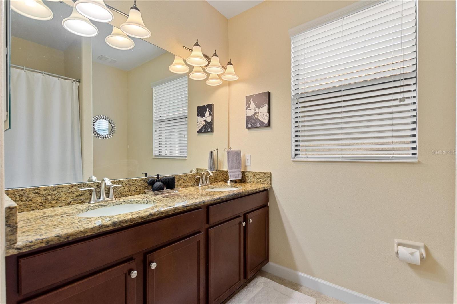 1311 GLENEAGLES LANE, Davenport, FL 33896