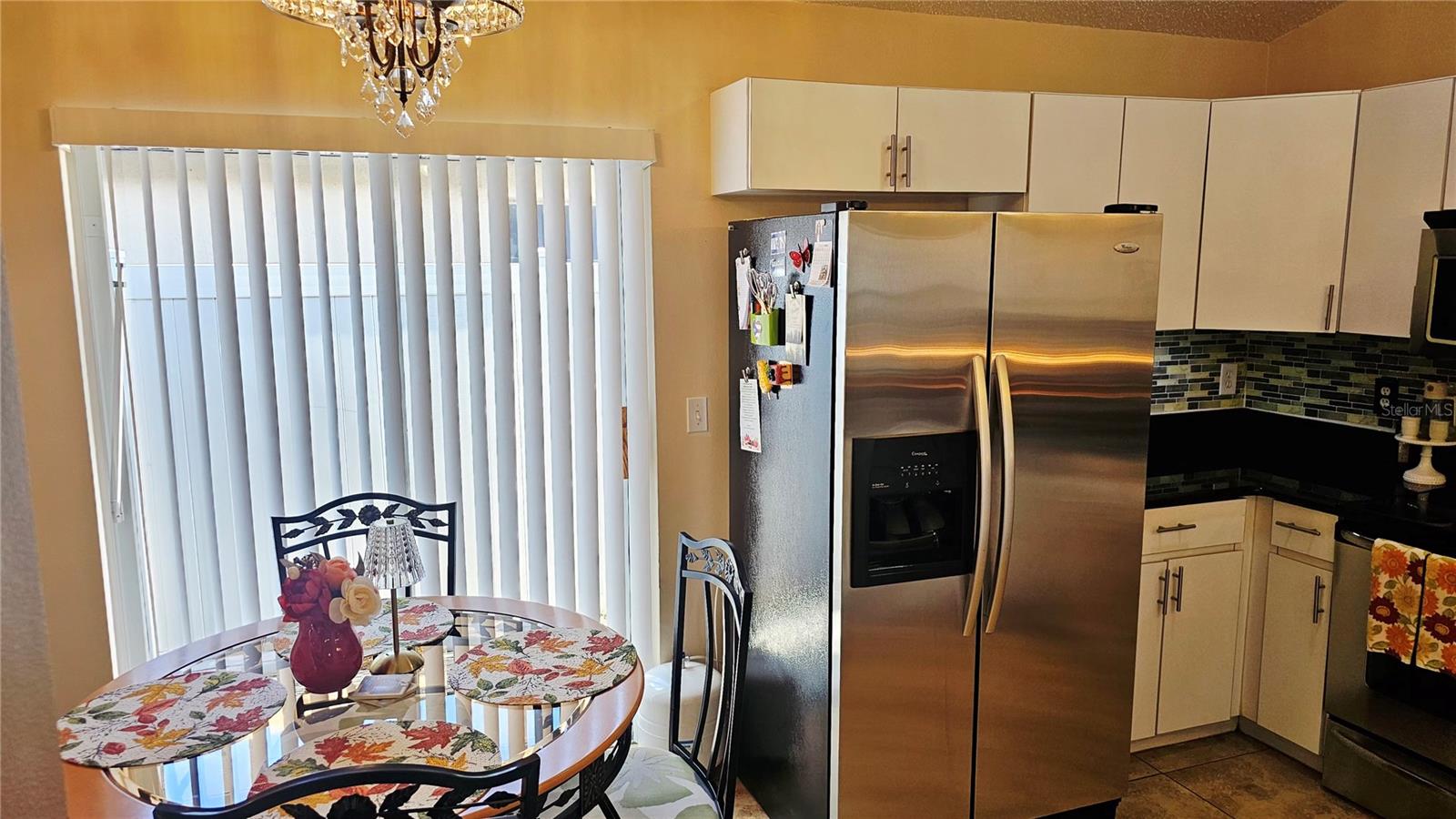 Kitchen & Breakfast Nook
