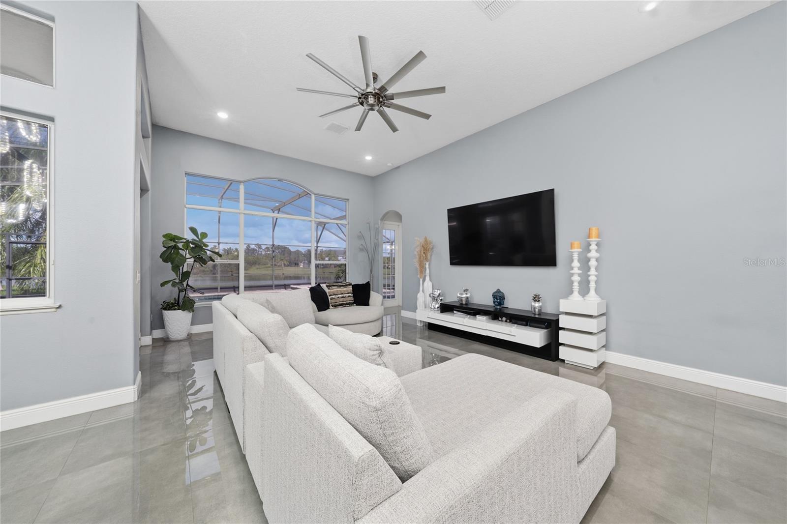 2111 DRIVE WAY, Kissimmee, FL 34746