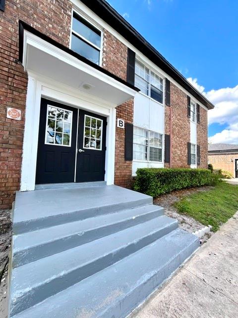 5325 Curry Ford Rd B205 - 2 bed, 1 bath condo