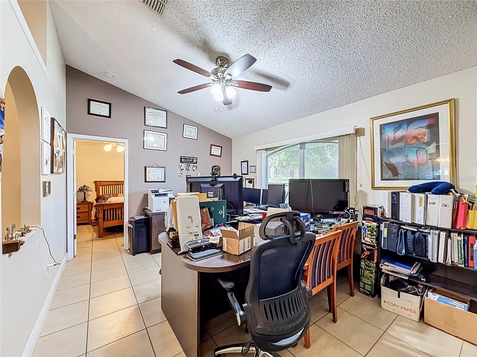 564 BRIMMING LAKE ROAD, Minneola, FL 34715