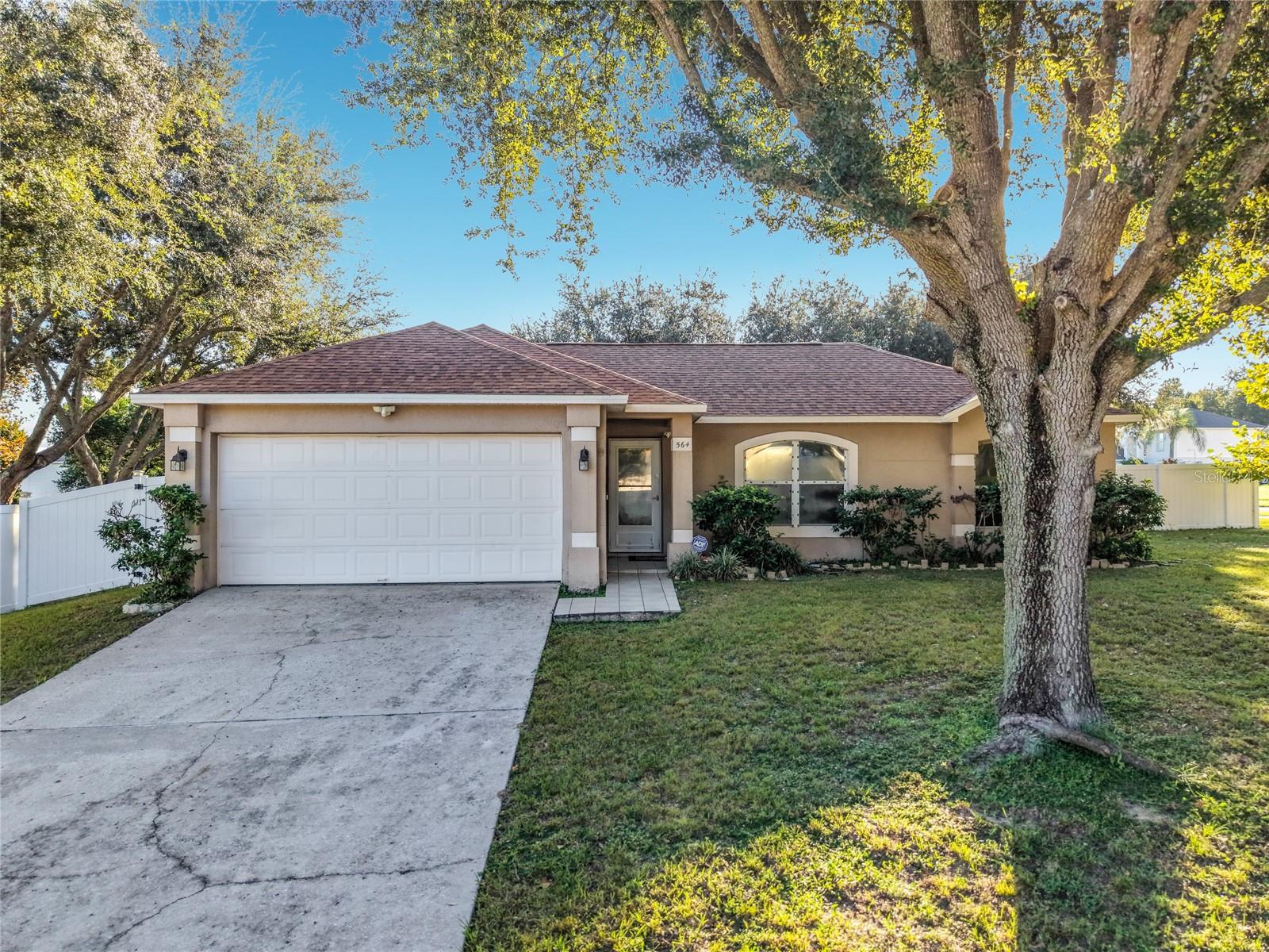 564 BRIMMING LAKE ROAD, Minneola, FL 34715