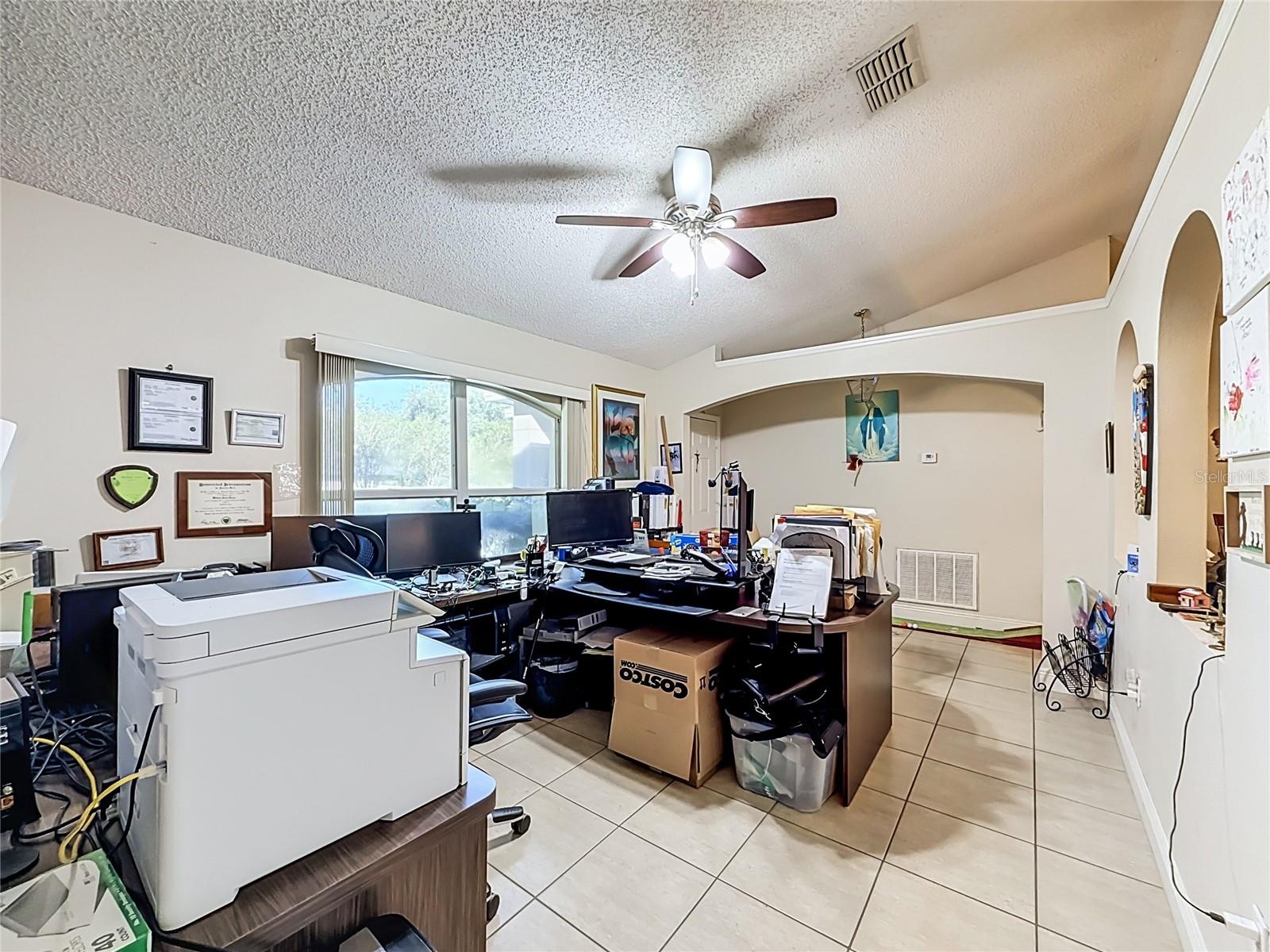 564 BRIMMING LAKE ROAD, Minneola, FL 34715