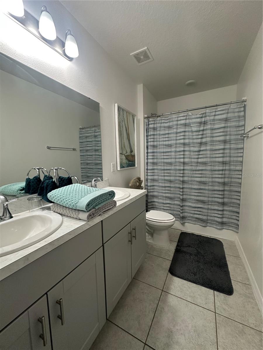 80 ZINNIA LANE E, Poinciana, FL 34759
