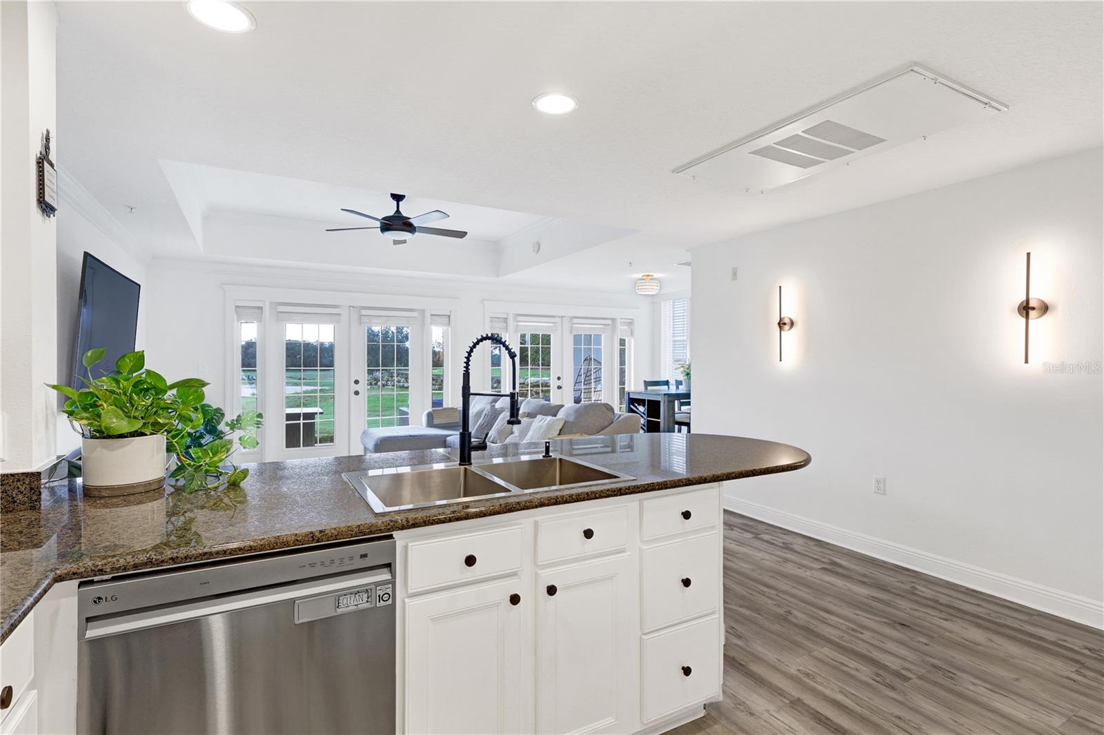 7653 HERITAGE CROSSING WAY, Reunion, FL 34747 7653 HERITAGE CROSSING WAY, Reunion, FL 34747