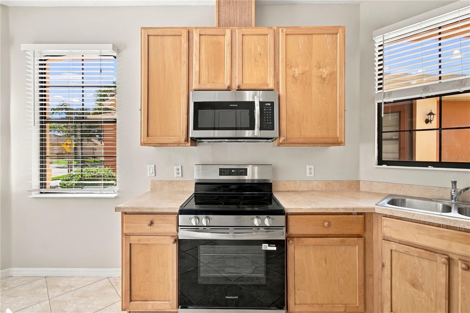 42 inch Maple Cabinets