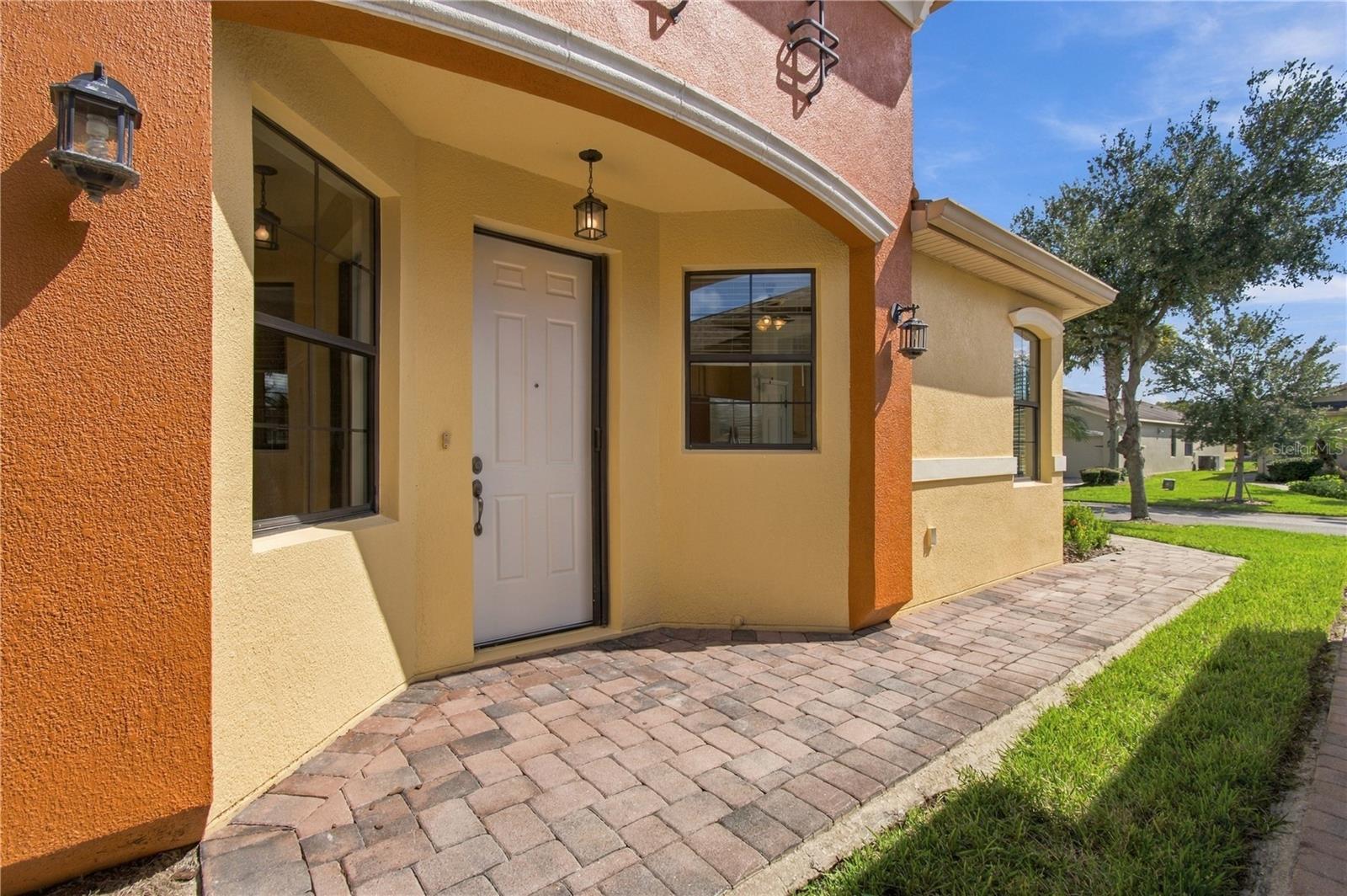 864 GRAND CANAL DR, Poinciana, FL 34759