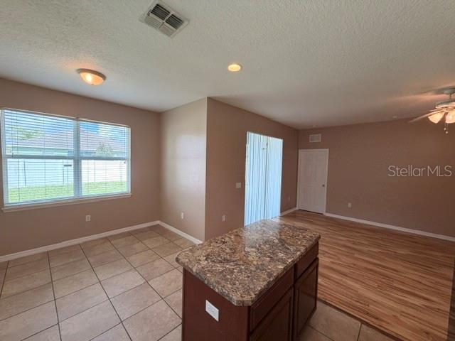 633 HIGHLAND MEADOWS AVENUE, Davenport, FL 33837