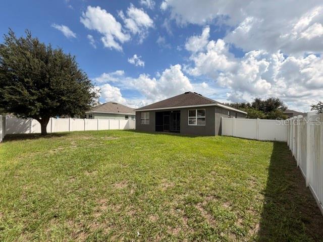 633 HIGHLAND MEADOWS AVENUE, Davenport, FL 33837