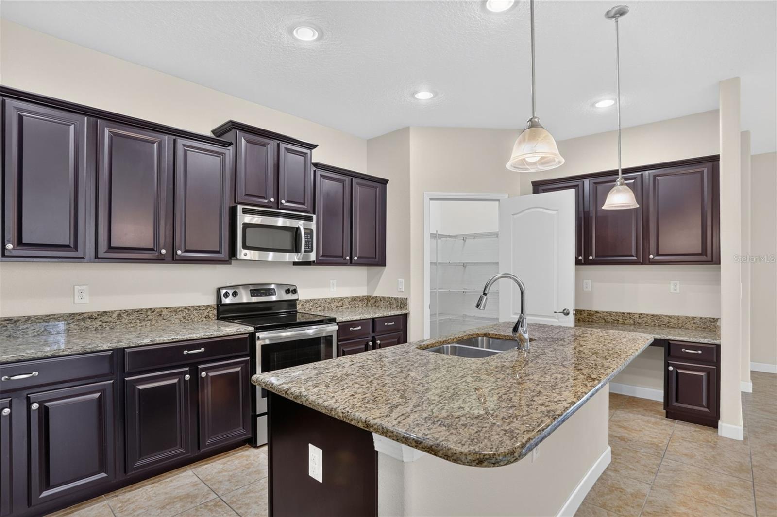 1399 DOLPHIN HEAD STREET, Davenport, FL 33896