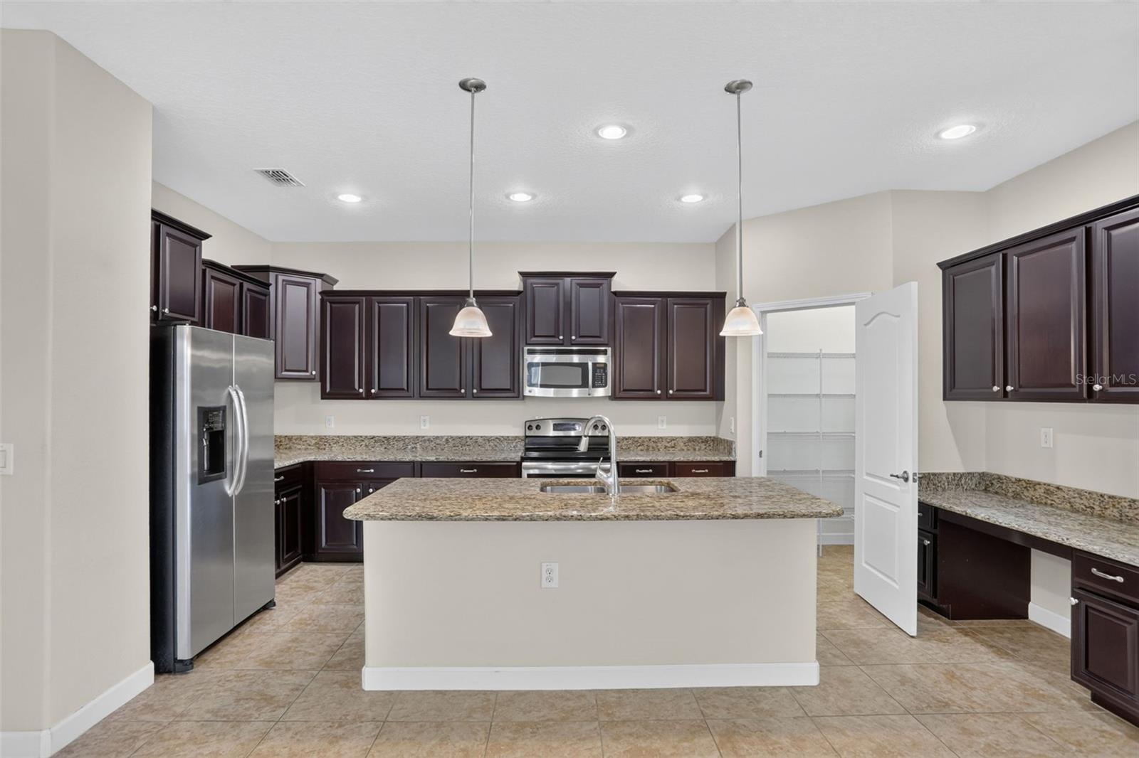 1399 DOLPHIN HEAD STREET, Davenport, FL 33896