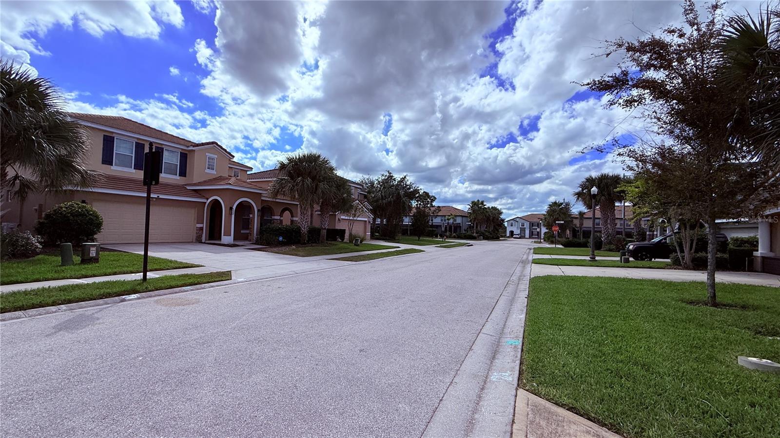 5377 OAKBOURNE AVENUE, Davenport, FL 33837