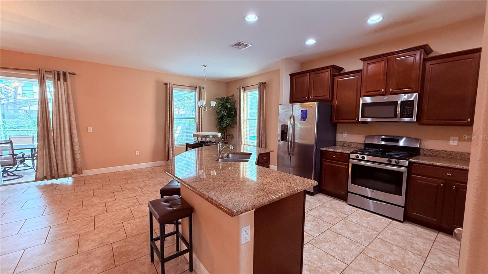5377 OAKBOURNE AVENUE, Davenport, FL 33837