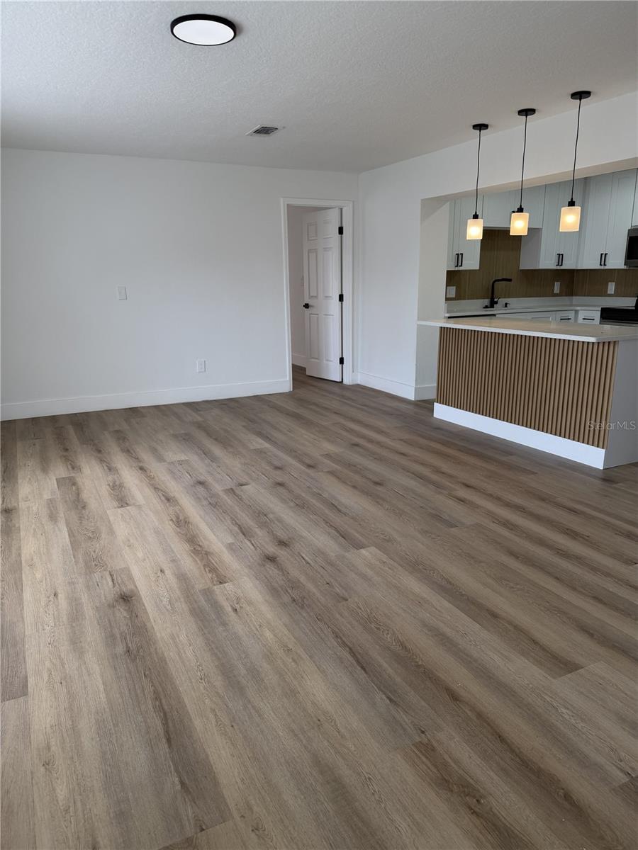 107 IGUALA DRIVE, Kissimmee, FL 34743
