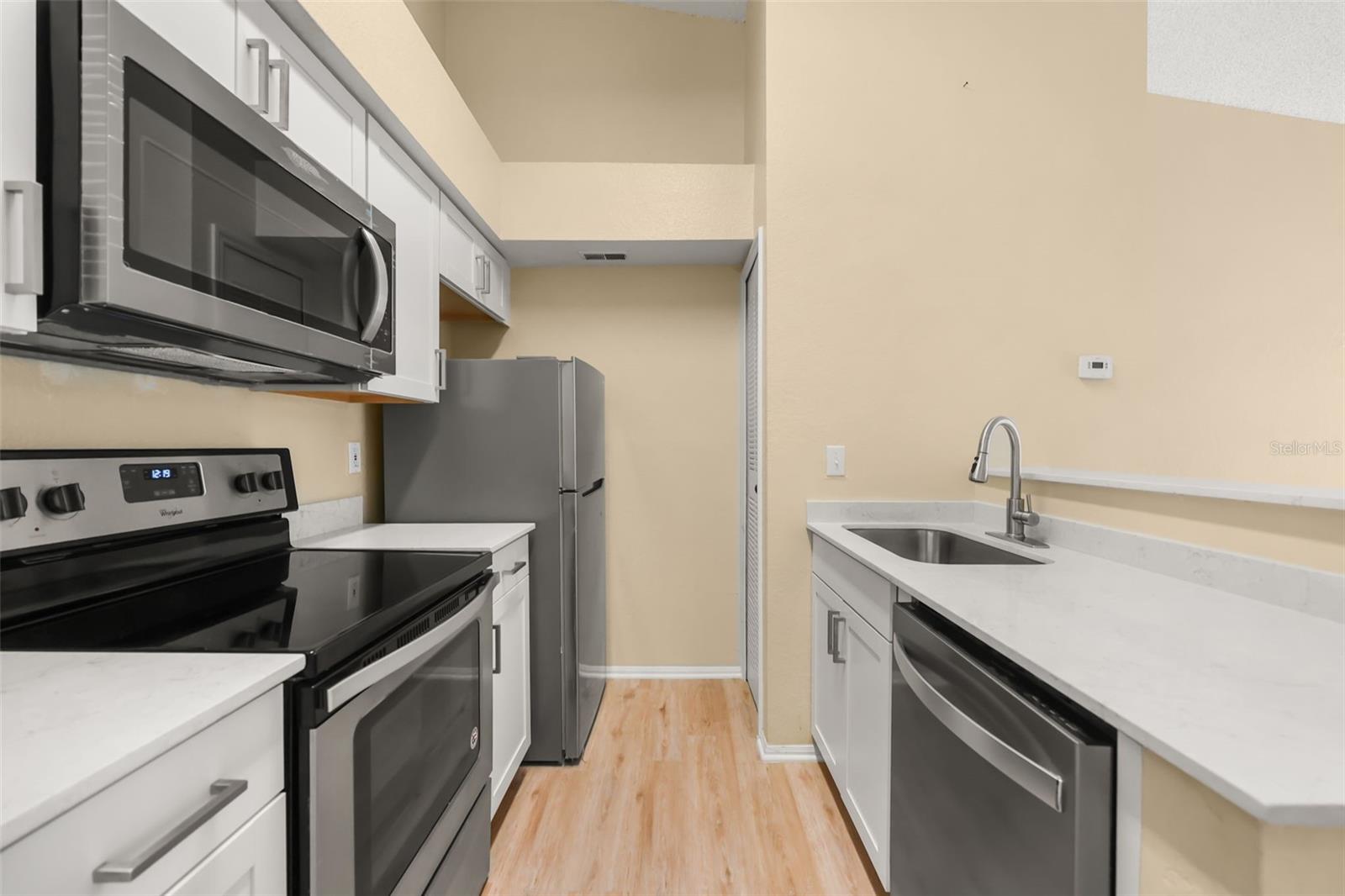2214 METROPOLITAN WAY, #1034, Orlando, FL 32839