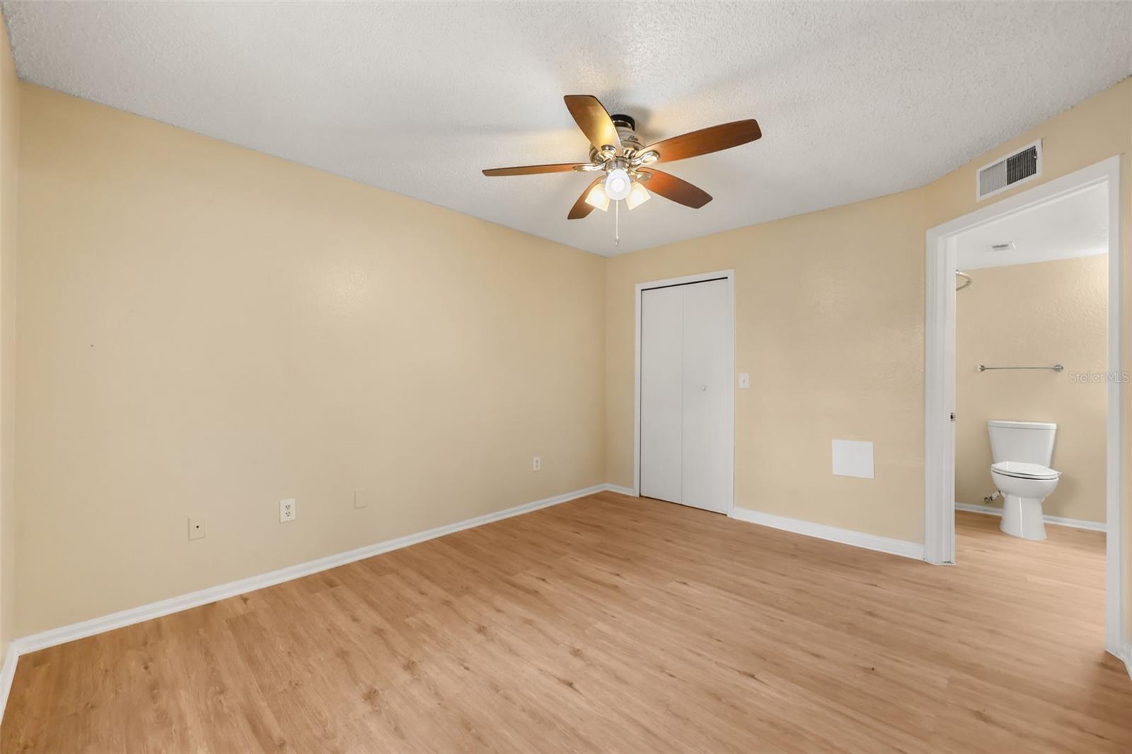 2214 METROPOLITAN WAY, #1034, Orlando, FL 32839