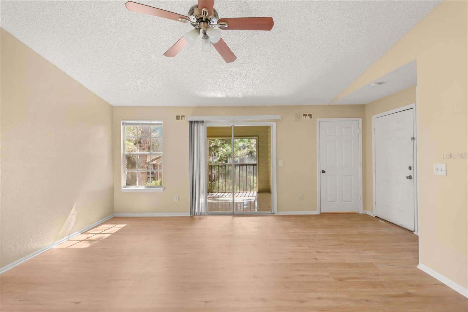 2214 METROPOLITAN WAY, #1034, Orlando, FL 32839