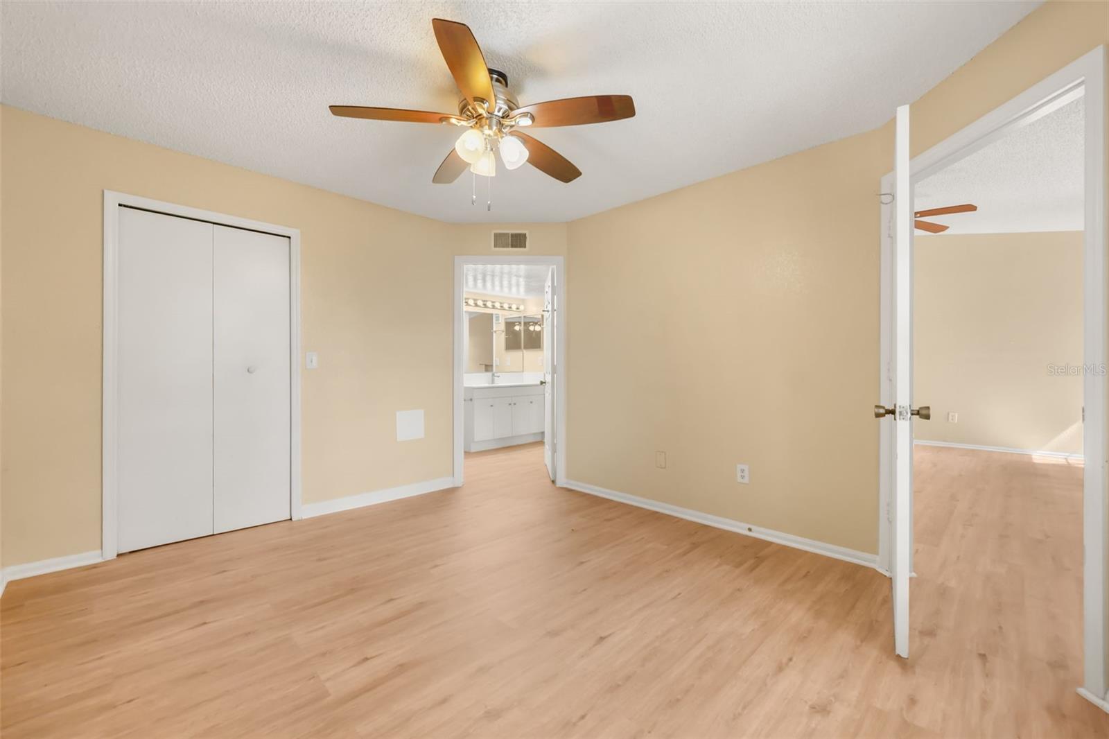 2214 METROPOLITAN WAY, #1034, Orlando, FL 32839