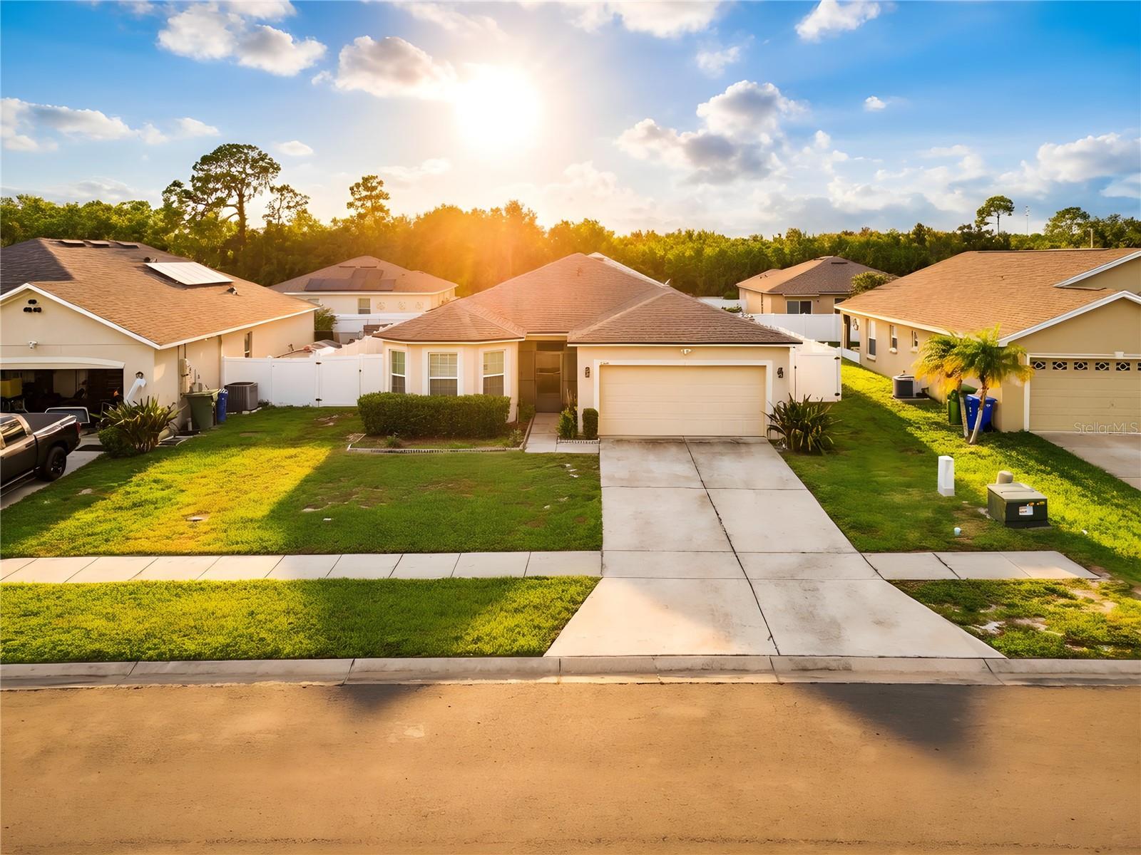 1085 BRENTON MANOR DRIVE, Winter Haven, FL 33881 1085 BRENTON MANOR DRIVE, Winter Haven, FL 33881