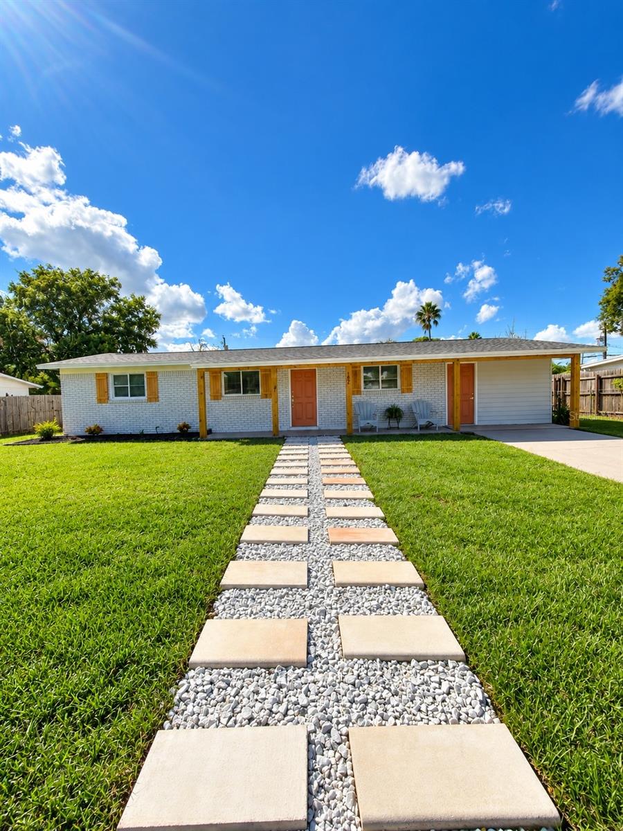 102 COSMOS DRIVE, Orlando, FL 32807