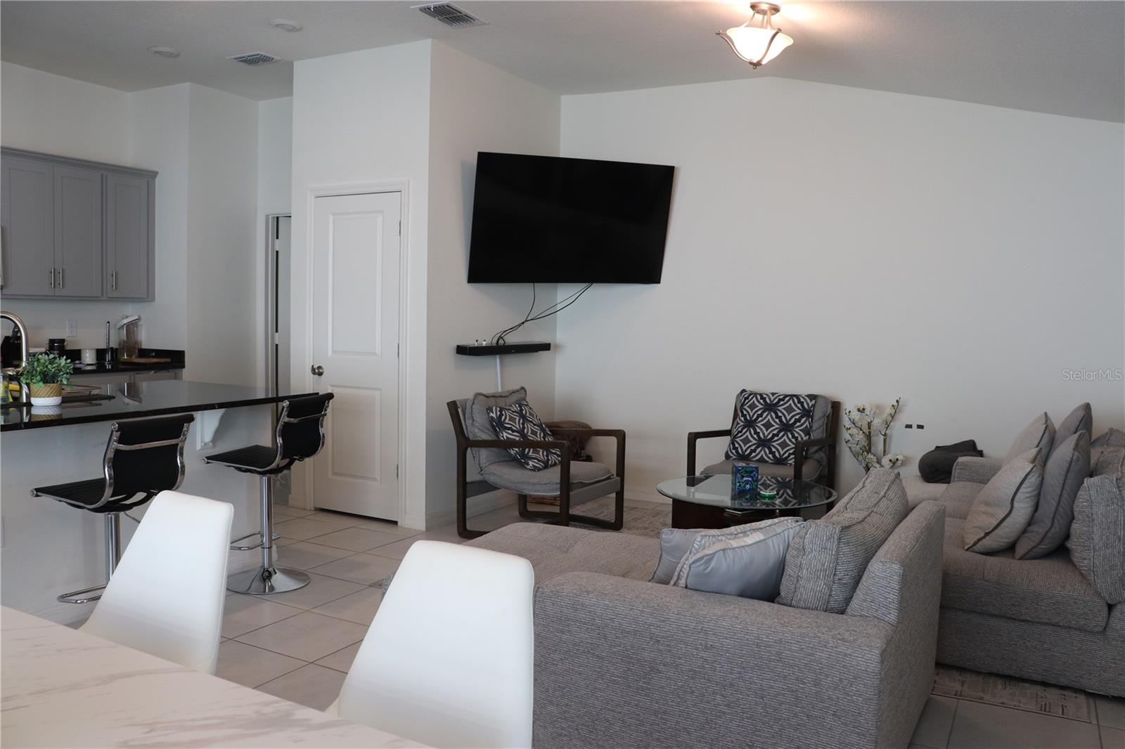 1188 PAPAYA CIRCLE, Davenport, FL 33897
