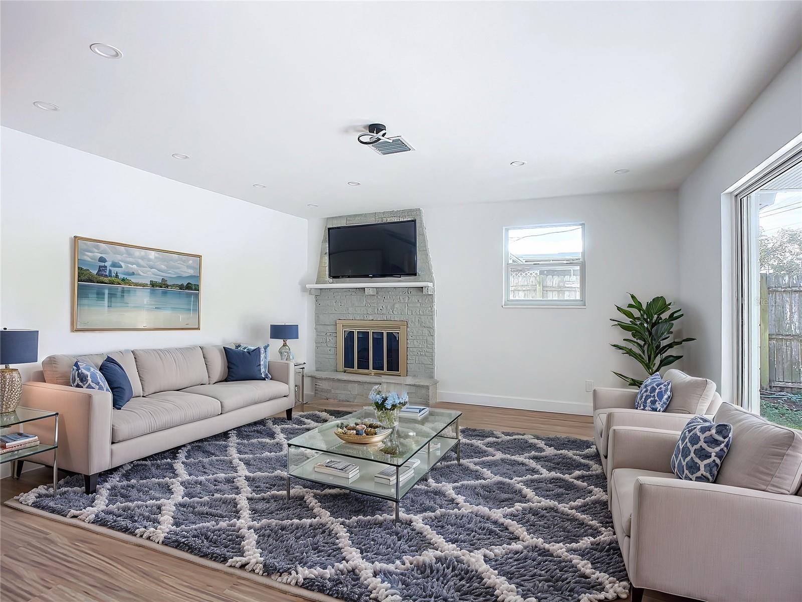 1428 MARGINA AVENUE, Daytona Beach, FL 32114