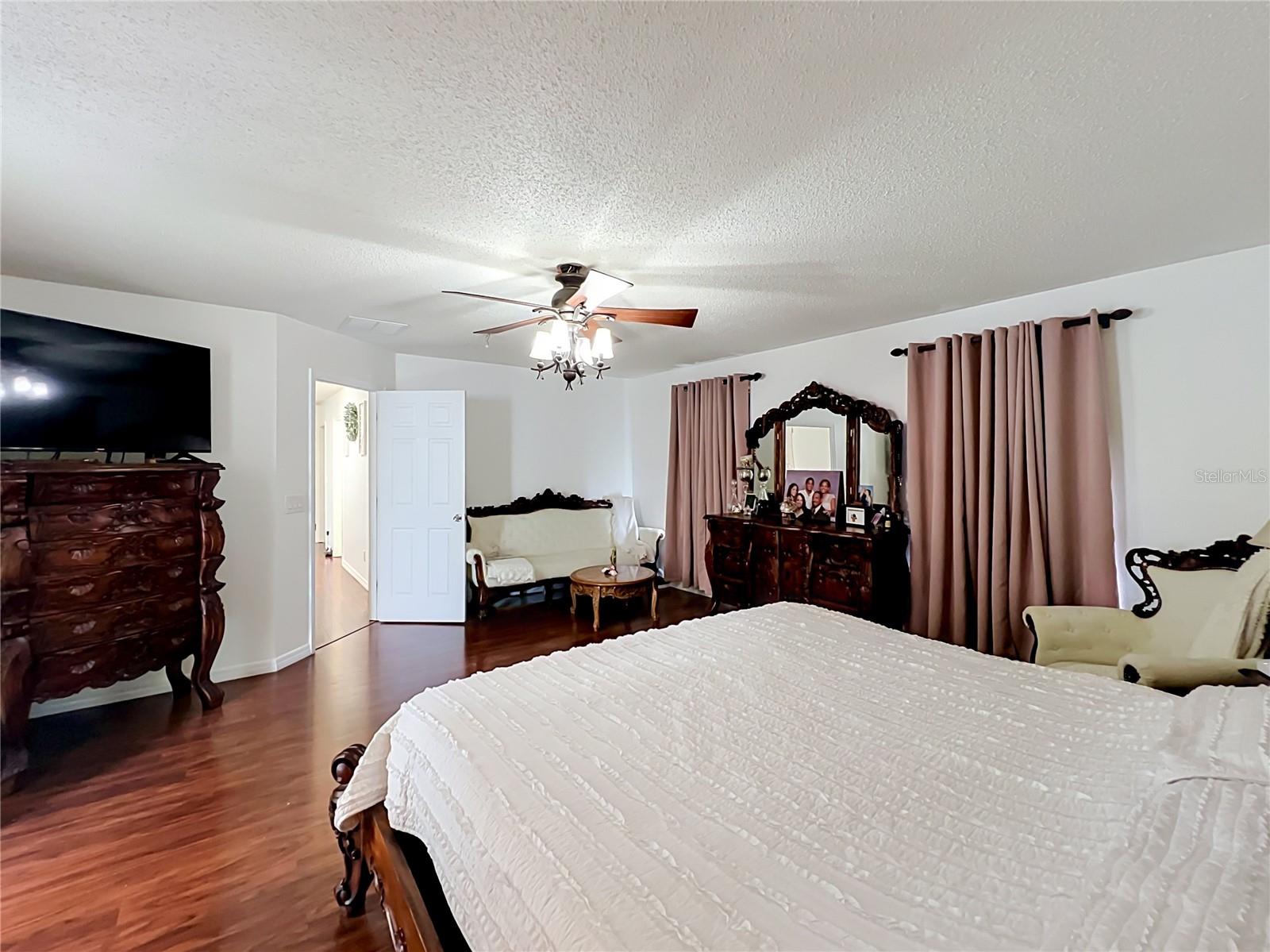 3275 AMBERLEY PARK CIRCLE, Kissimmee, FL 34743
