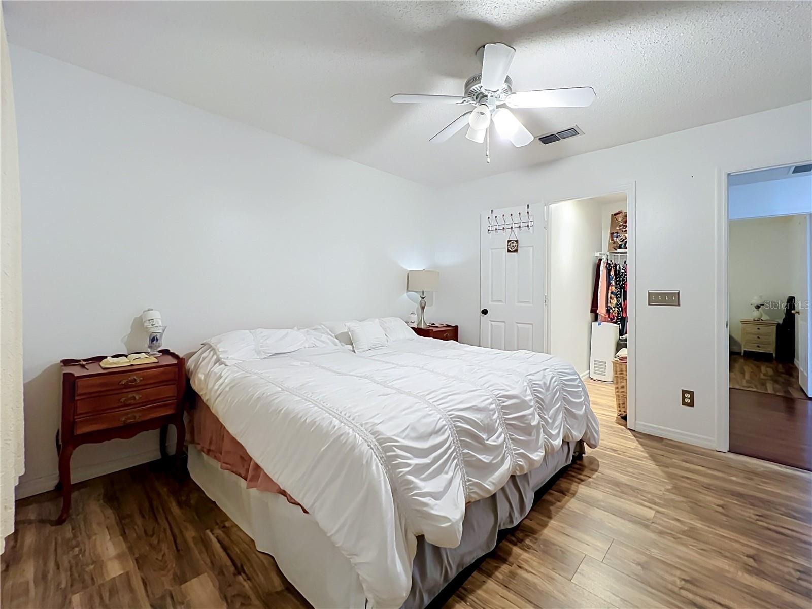 3275 AMBERLEY PARK CIRCLE, Kissimmee, FL 34743