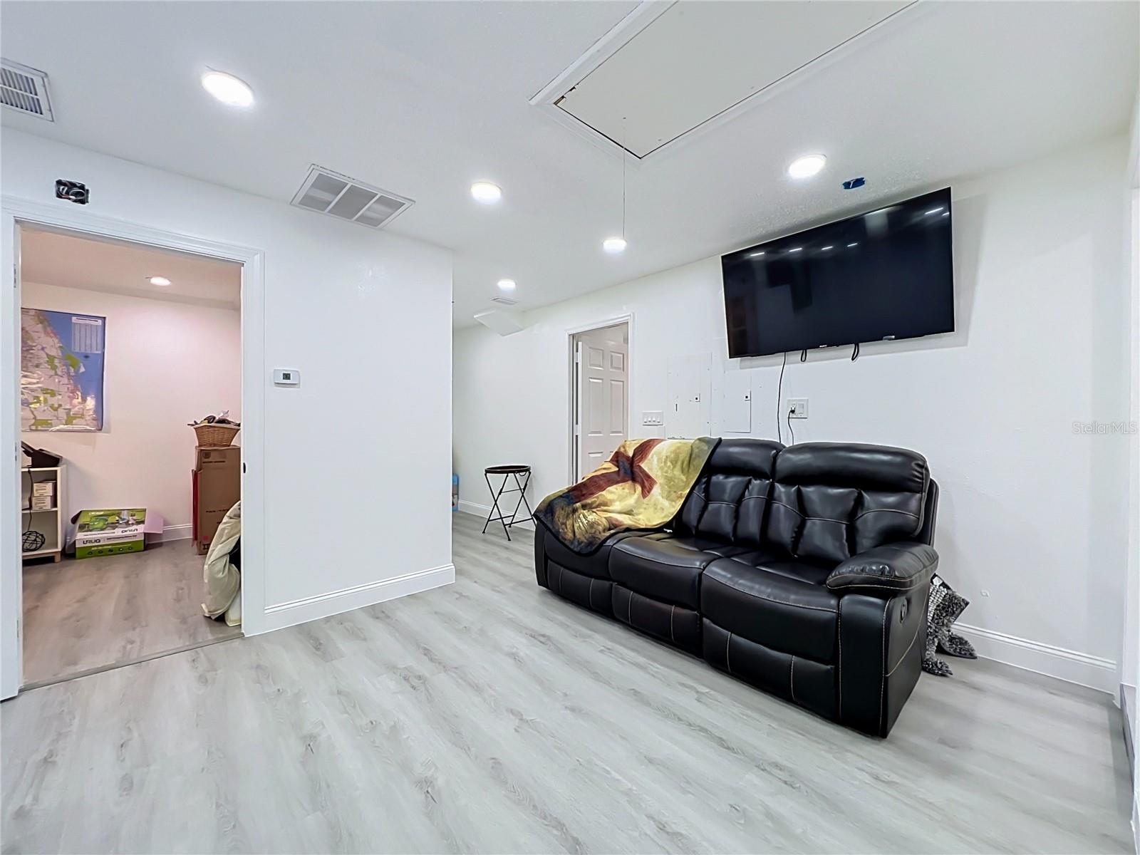 3275 AMBERLEY PARK CIRCLE, Kissimmee, FL 34743