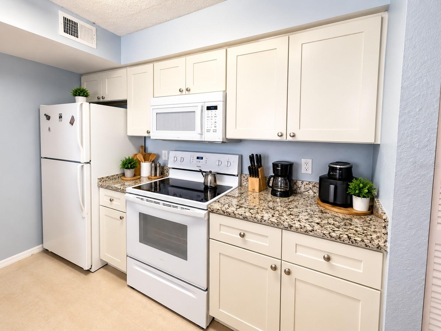 2210 GRAND CAYMAN COURT, #1733, Kissimmee, FL 34741