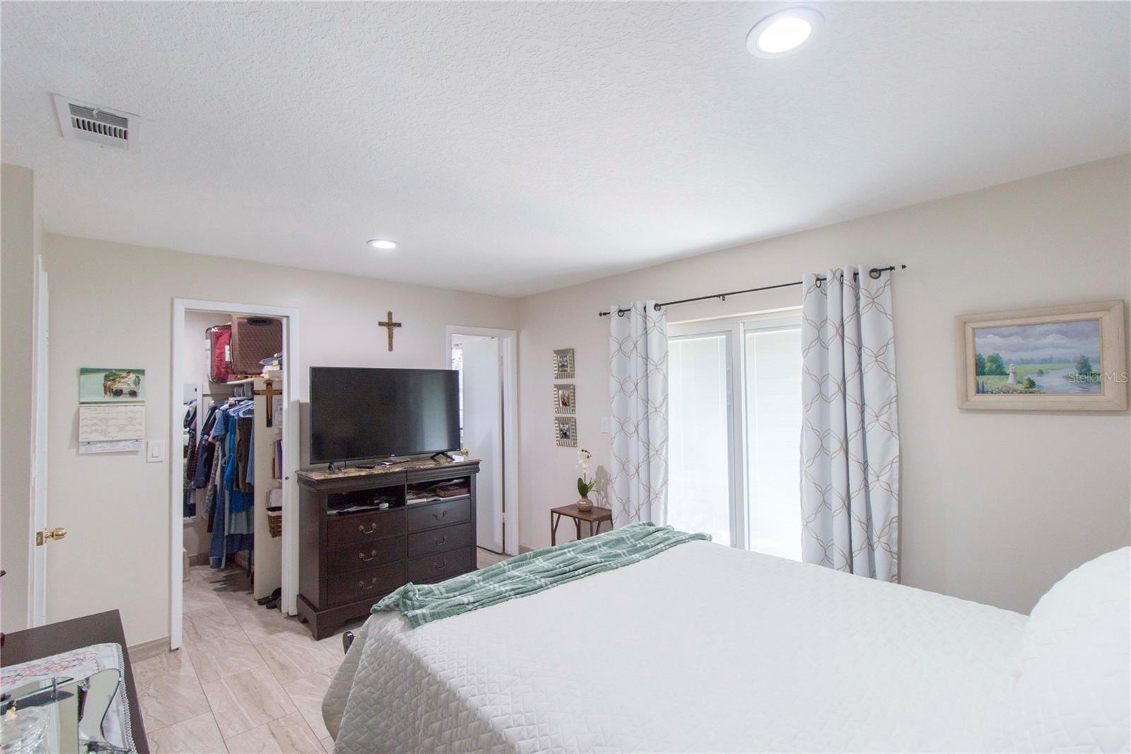 214 DAHLIA DRIVE, Kissimmee, FL 34743