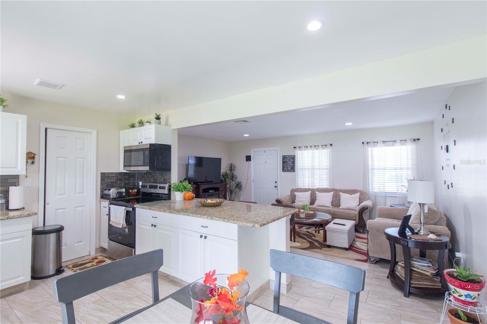 214 DAHLIA DRIVE, Kissimmee, FL 34743