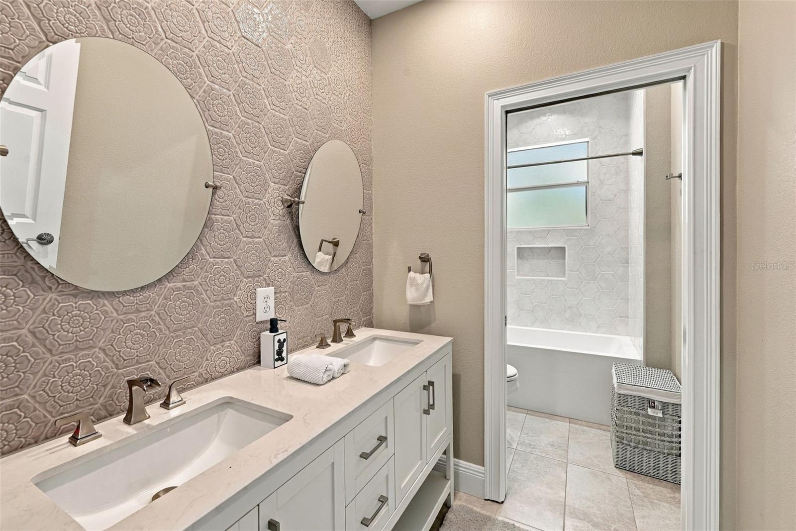 7002 PHILLIPS COVE COURT, Orlando, FL 32819