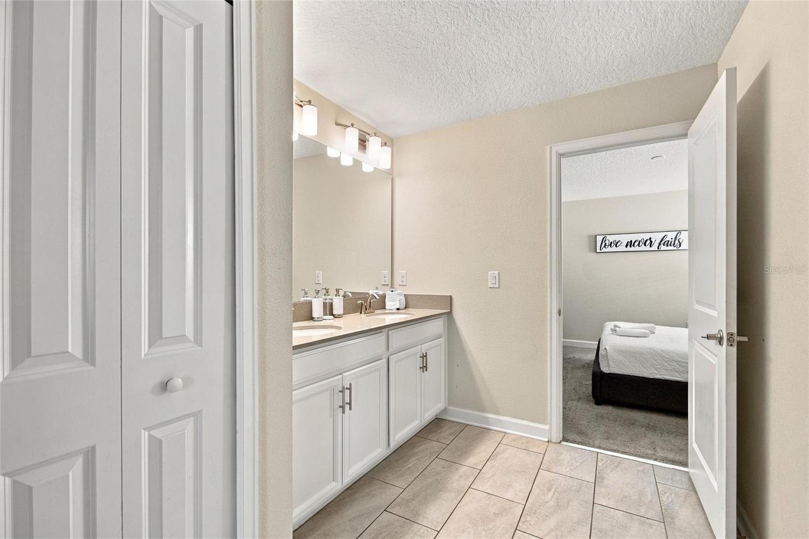 531 PEBBLE BEACH DRIVE, Davenport, FL 33896