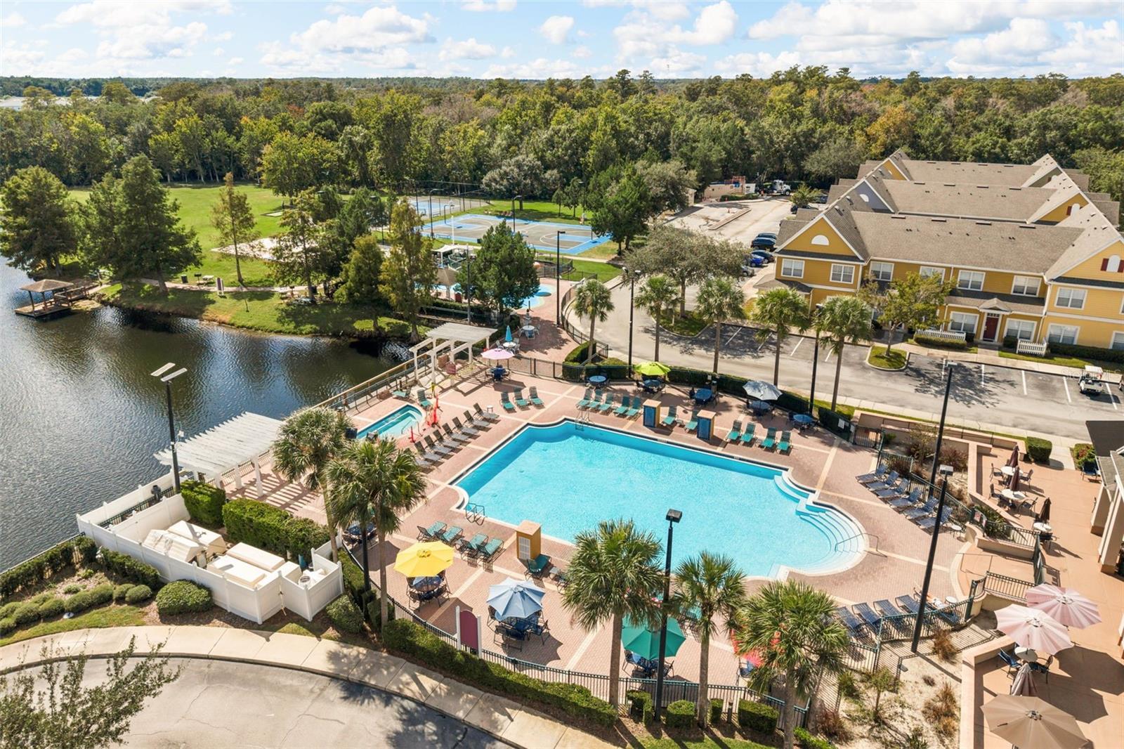 Community amenities just a 2 minute walk from the unit.