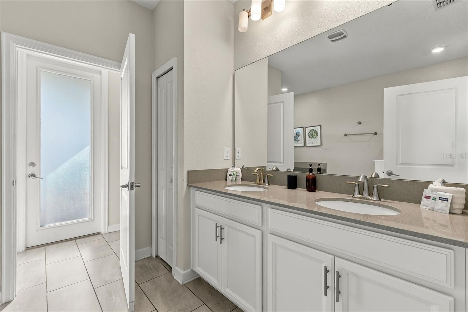 351 OCEAN COURSE AVENUE, Davenport, FL 33896