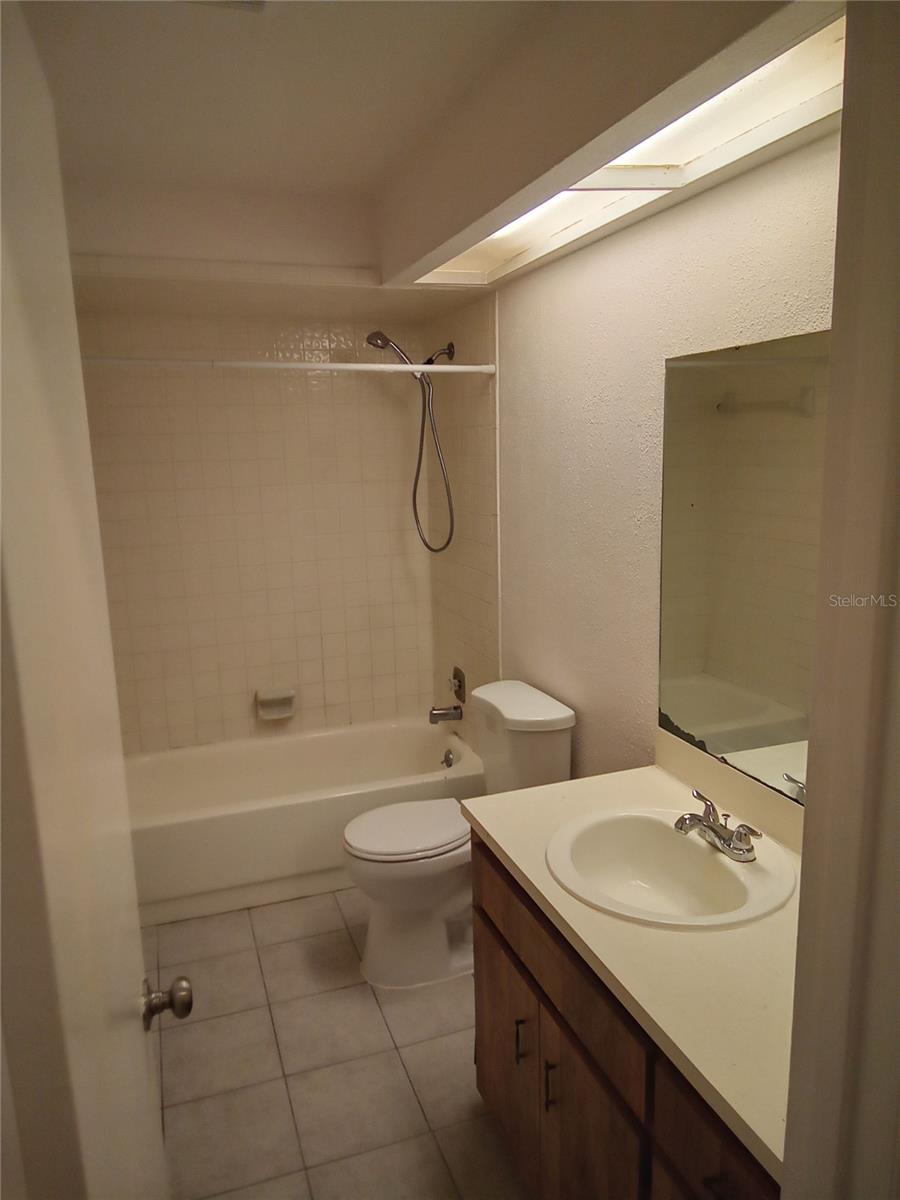 724 W ALAMO DRIVE, Lakeland, FL 33813