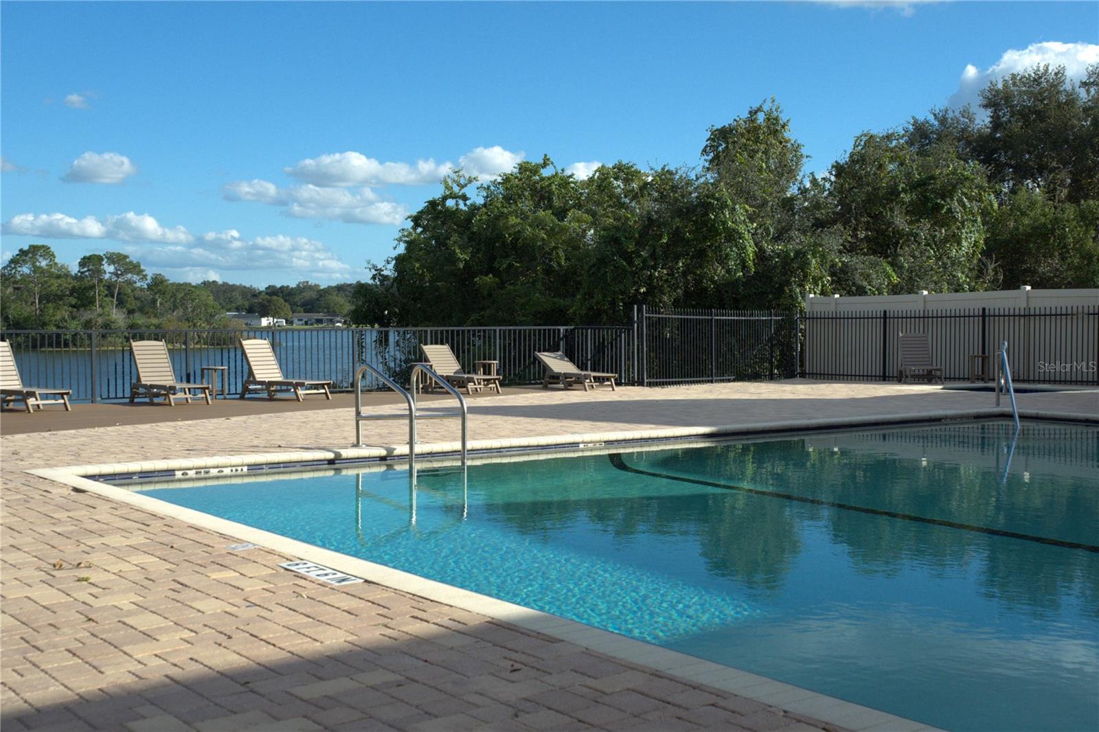 315 LAKEPOINTE DRIVE, #204, Altamonte Springs, FL 32701