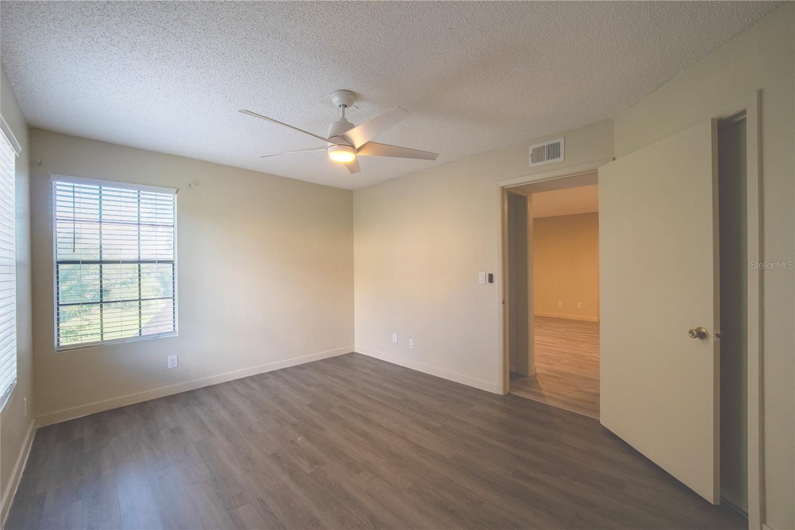 315 LAKEPOINTE DRIVE, #204, Altamonte Springs, FL 32701