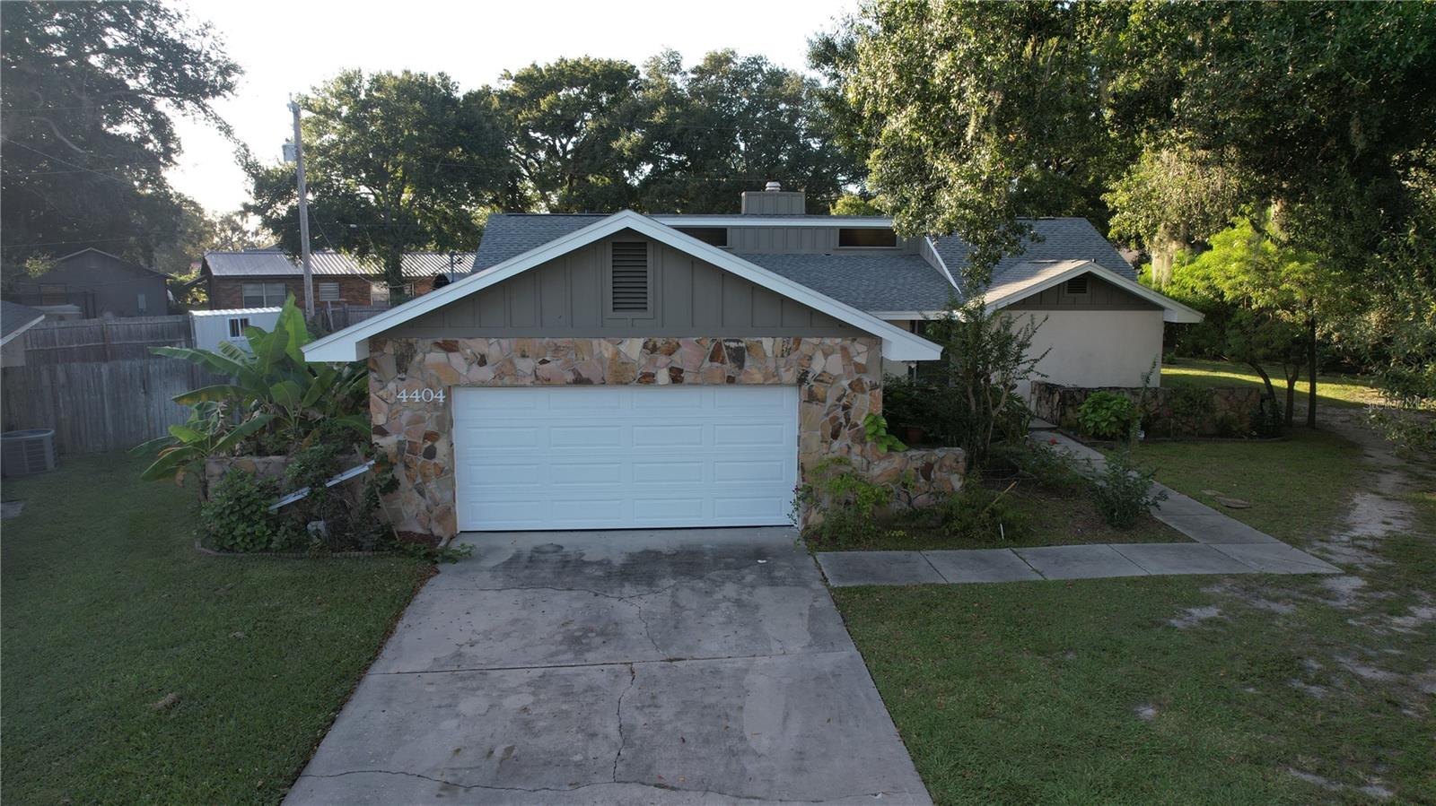 4404 S LAUREL POINTE DRIVE, Lakeland, FL 33813 4404 S LAUREL POINTE DRIVE, Lakeland, FL 33813