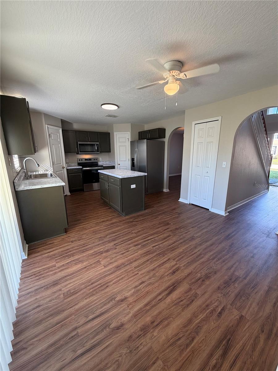 465 FISH HAWK DRIVE, Winter Haven, FL 33884