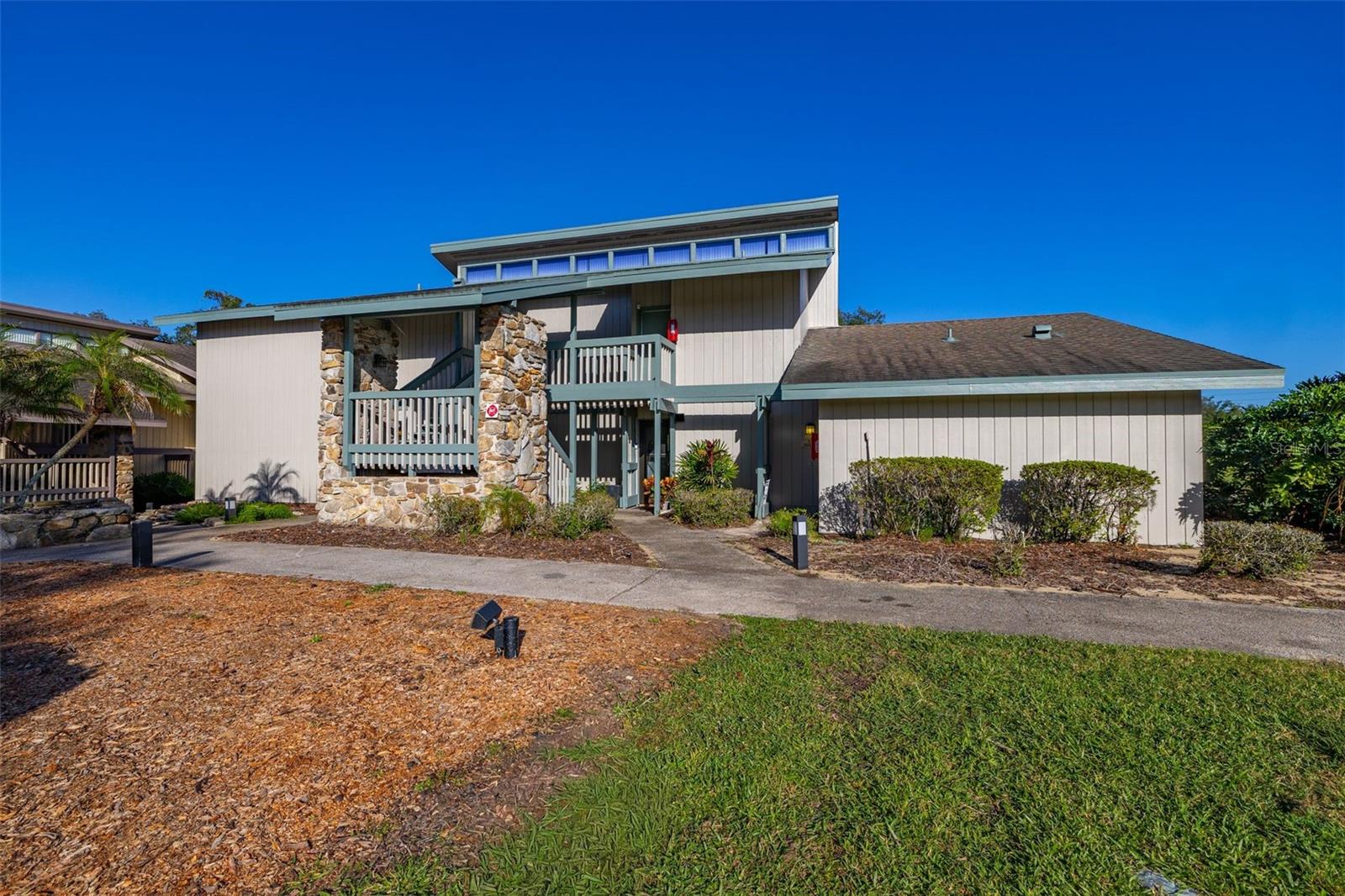 2011 CORNER LAKE DRIVE, Haines City, FL 33844