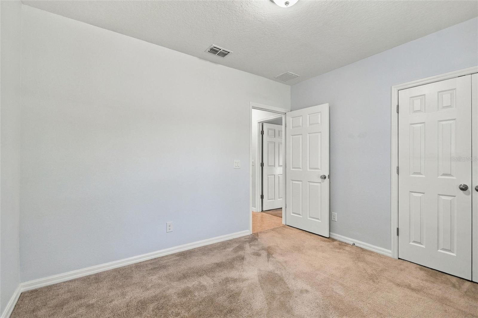 625 OGELTHORPE DR, Davenport, FL 33897