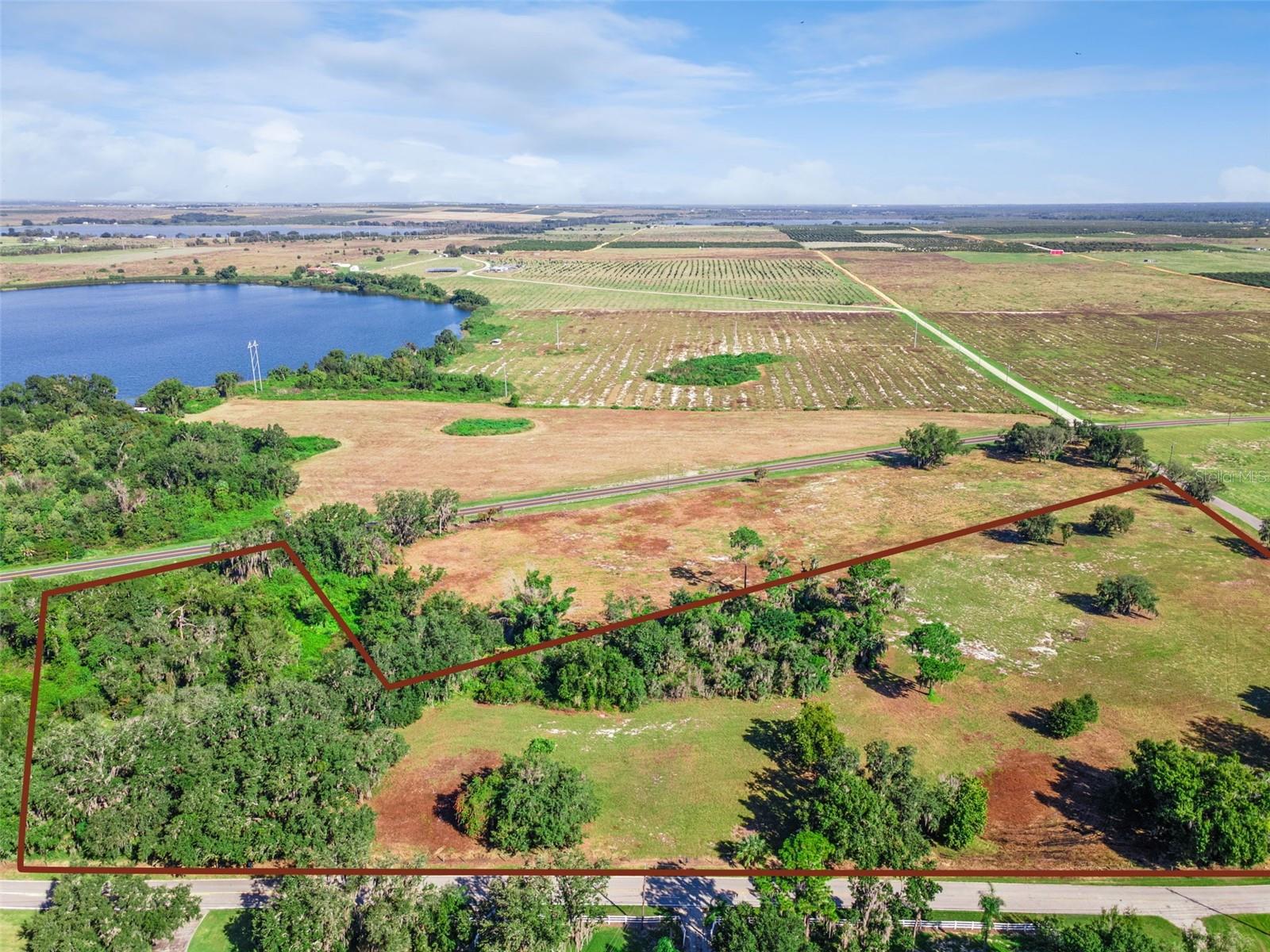 742 N LAKE REEDY BOULEVARD, Frostproof, FL 33843 742 N LAKE REEDY BOULEVARD, Frostproof, FL 33843