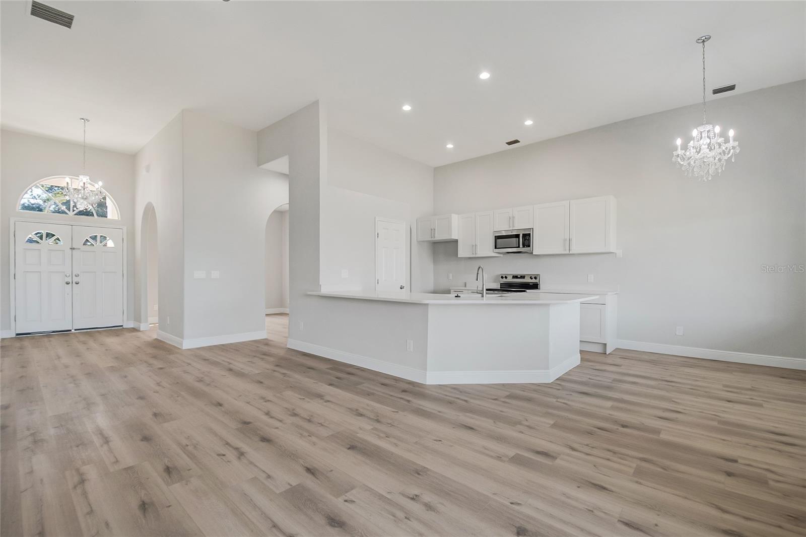 11614 LAKE KATHERINE CIRCLE, Clermont, FL 34711