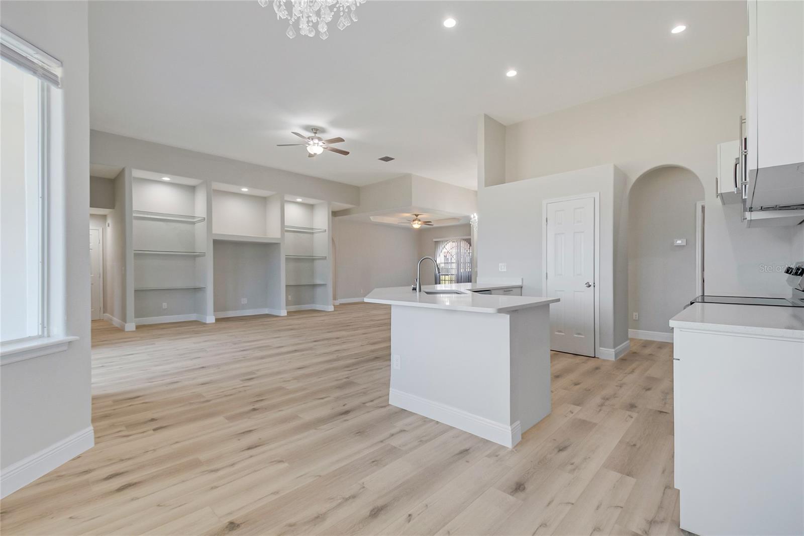 11614 LAKE KATHERINE CIRCLE, Clermont, FL 34711