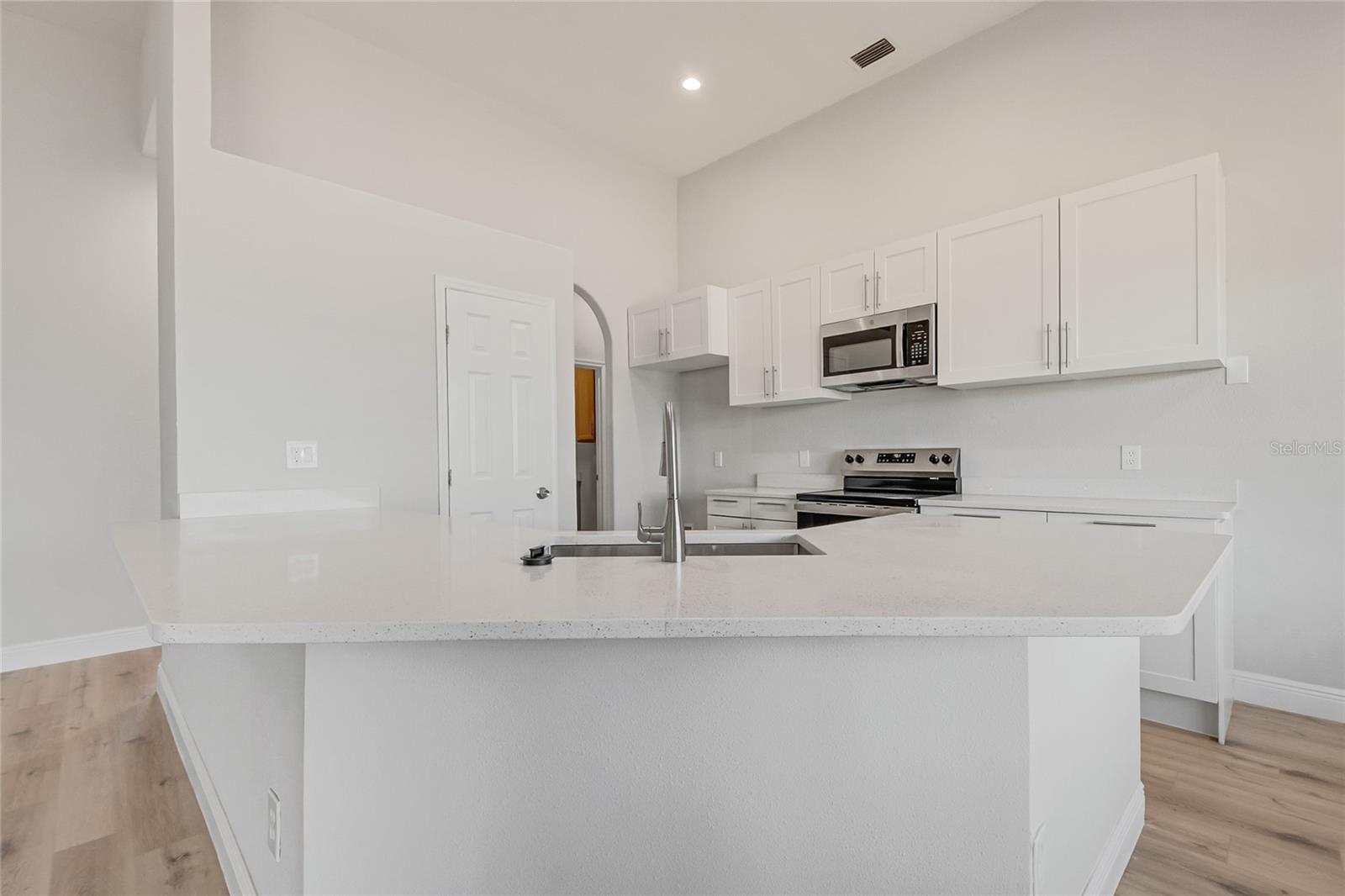 11614 LAKE KATHERINE CIRCLE, Clermont, FL 34711