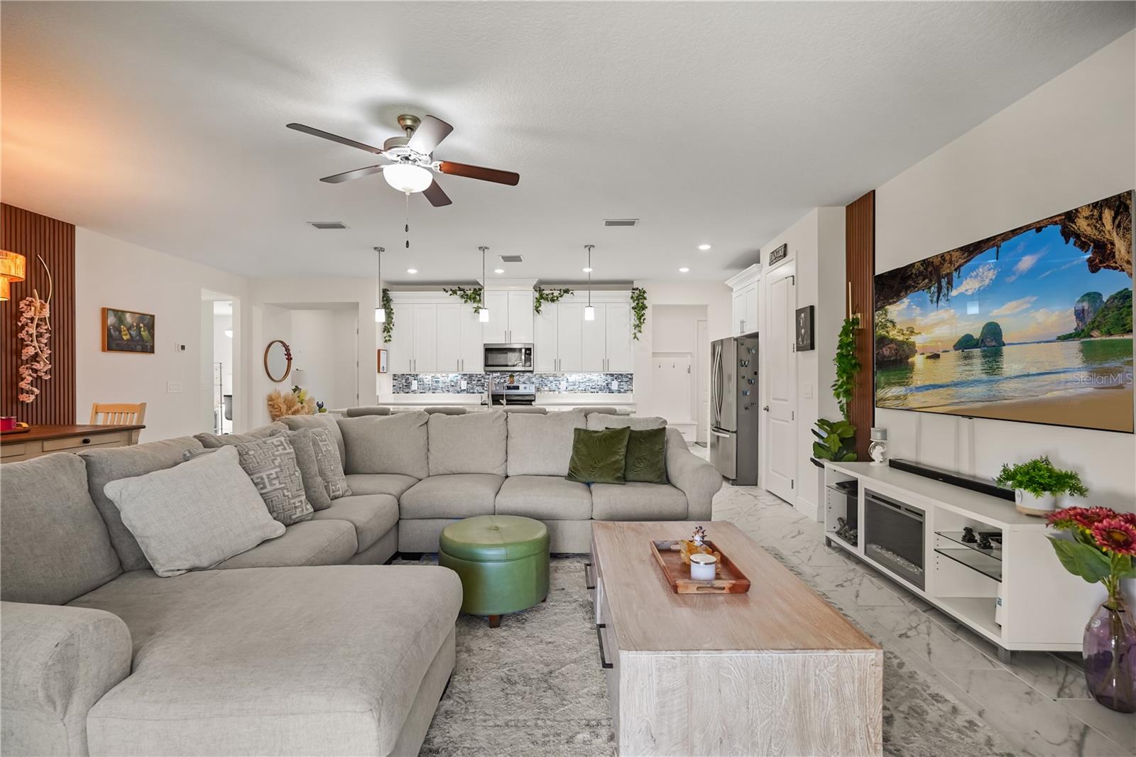 2136 BANCROFT BOULEVARD, Orlando, FL 32833 2136 BANCROFT BOULEVARD, Orlando, FL 32833