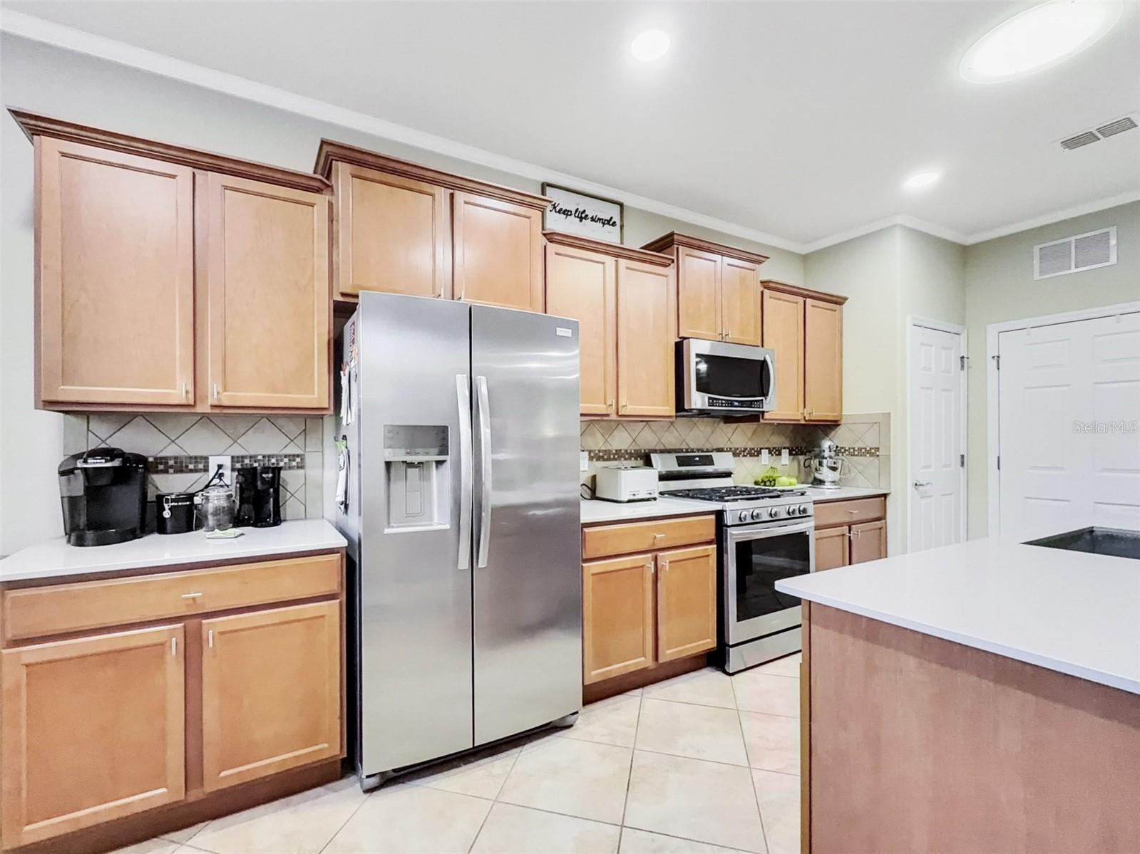 542 CORTEZ DRIVE, Davenport, FL 33837